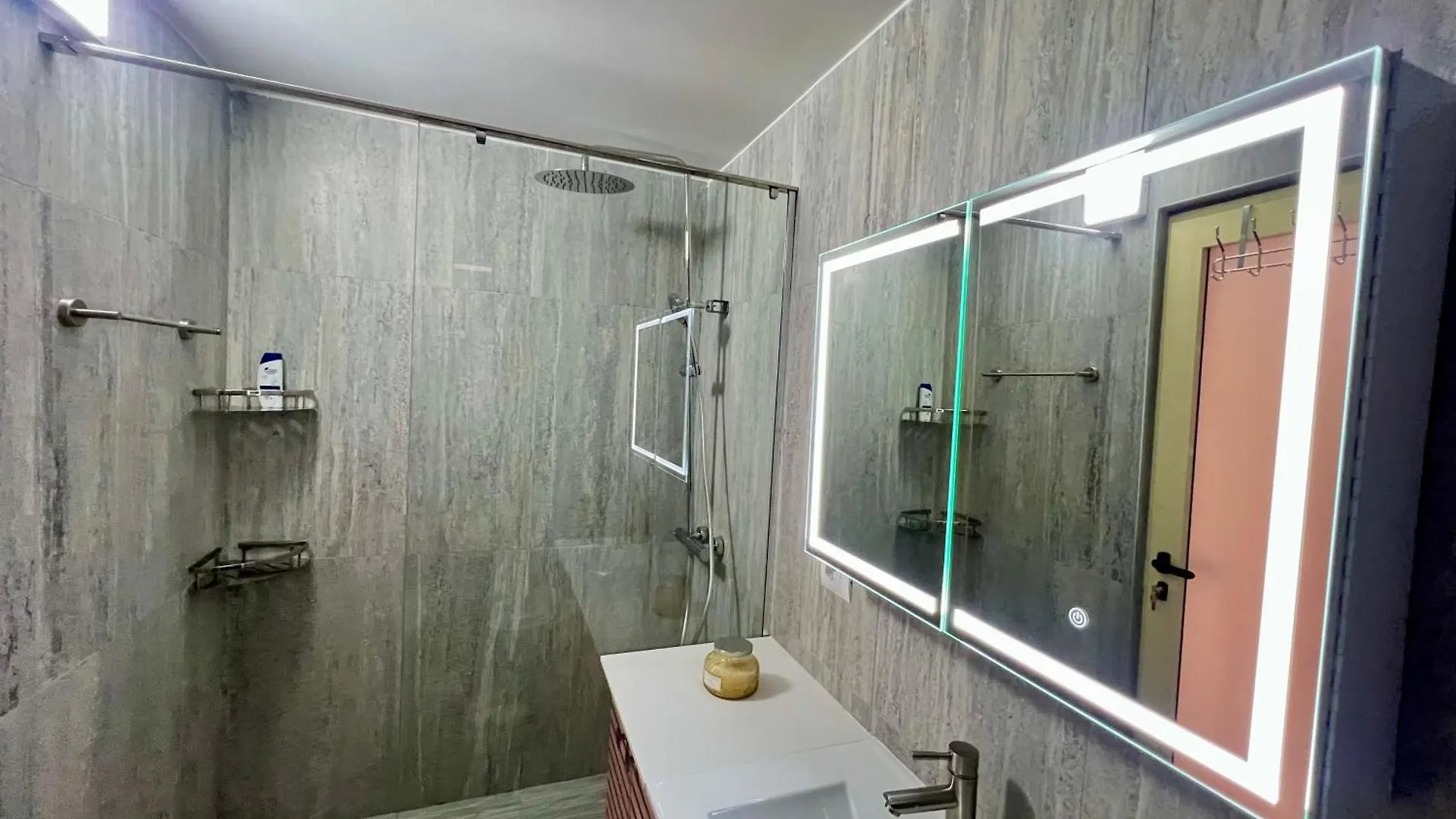 Bel Mare Apartment 2 Avlonya